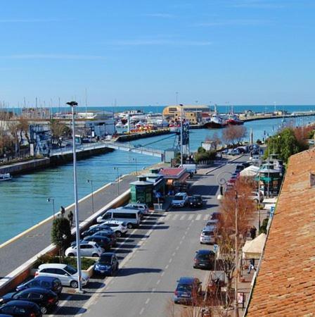 Sea Apartment Fiumicino Zewnętrze zdjęcie